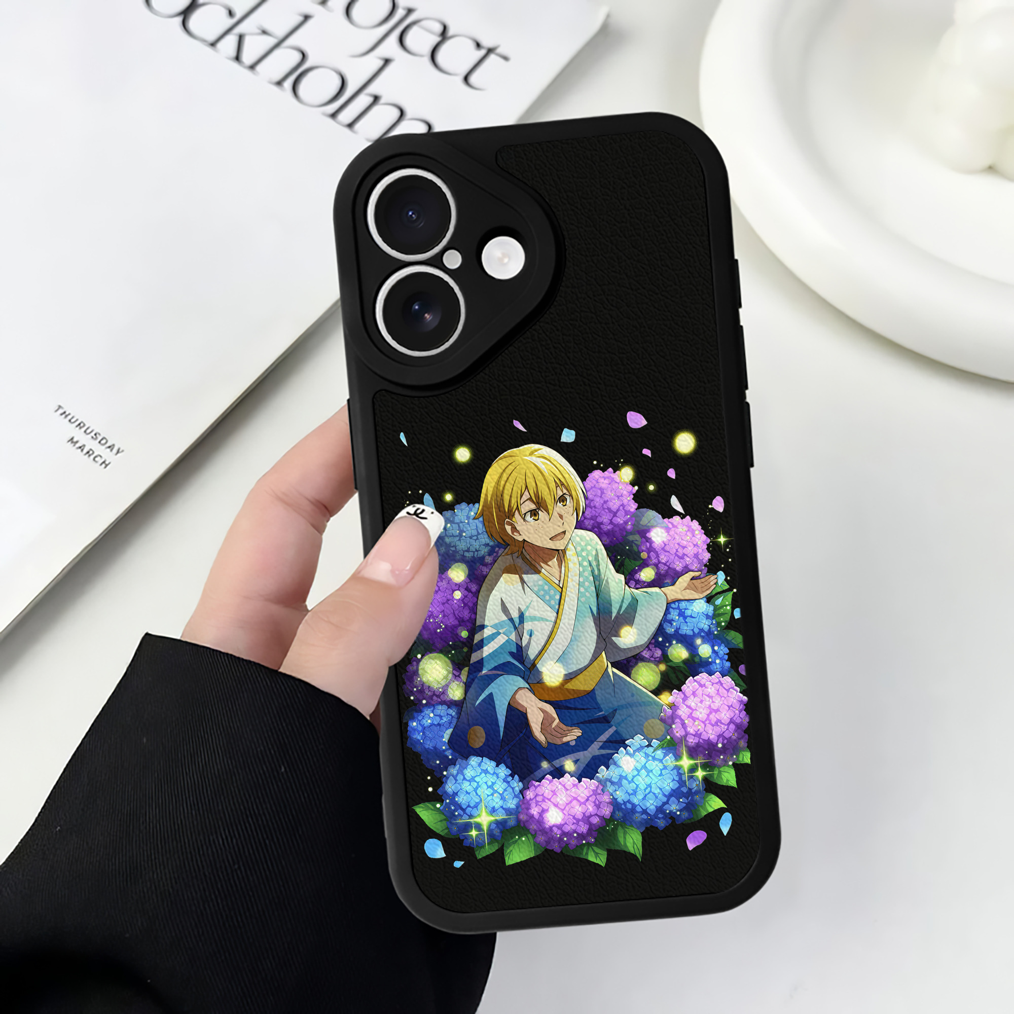 （画像用） 文豪ストレイドッグス Bungo Stray Dogs 【iPhone 16シリーズ対応】シリコンスマホケース（レザー調） 材質：シリコン
